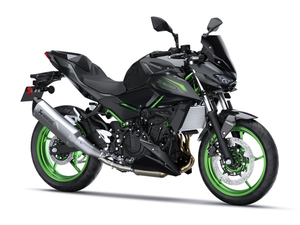 Kawasaki Z500 SE Performance Akrapovič 2026